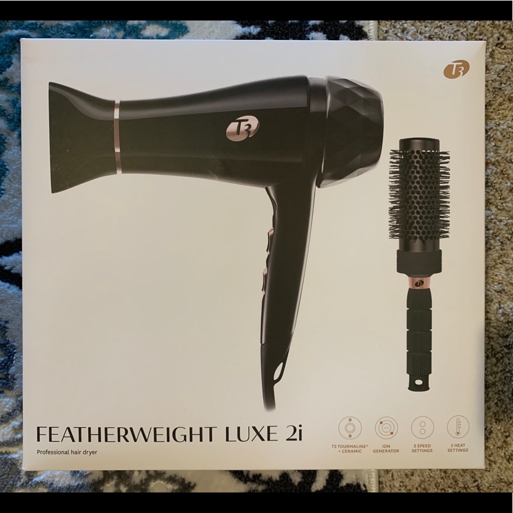 Featherweight Luxe 2i
